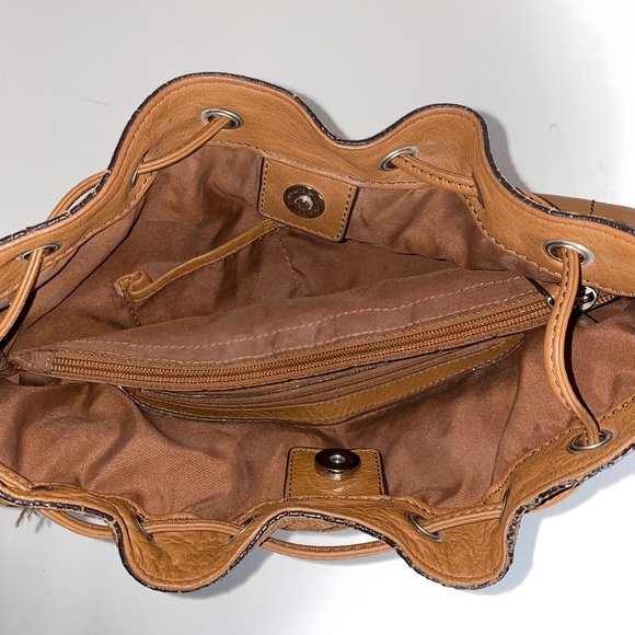 SOLD
Danier Brown Leather Hobo Bag with Tassel Closure - Picture 7 of 9